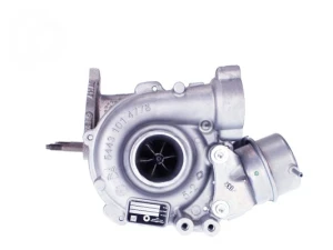 Tehdaskunnostettu turboahdin BorgWarner KKK 54389880005 54389700005 54389880018 54389700018 54389880019 54389700019 144110219R 144116575R 144110972R 8201067824 6220900400 A6220900400 6220900500 A6220900500 622090040080 A622090040080 622090050080