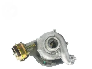 Tehdaskunnostettu turboahdin Garrett 715224-5001S 715224-5002S 715224-5003S 701470-5001S 715224-0001 715224-0002 715224-0003 701470-0001 715224-1 715224-2 715224-3 701470-1 057145701A 057145701E 057145701G 057145721A 057145701D