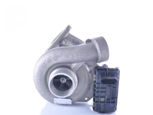 Tehdaskunnostettu turboahdin Garrett 743436-5001S 743436-5003S 743436-9003S 734899-5001S 734899-5002S 743436-0001 743436-0003 734899-0001 734899-0002 743436-1 743436-3 734899-1 734899-2 A6480960099 A6480960299 6480960099 6480960299