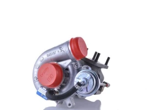Tehdaskunnostettu turboahdin BorgWarner KKK 53039880115 53039700115 53039880116 53039700116 504136785 504136797 504071260 71724096 504340182 71792013 71792081 71793636 71793945 8070917 124664 530390 71792083 71724410 5802072376 71795707